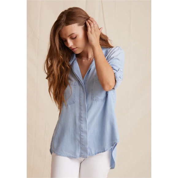 Bella Dahl Tops - Bella Dahl blue chambray button down shirt size XSMALL